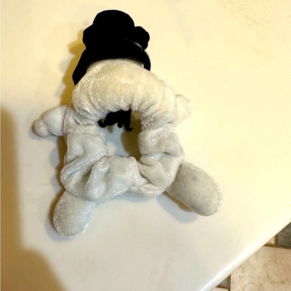 VTG SNOWMAN PLUSH SCRUNCHIE SFT BRACELET WRISTLET HAIR DOOR KNOB DECOR CHRISTMAS - Picture 4 of 4